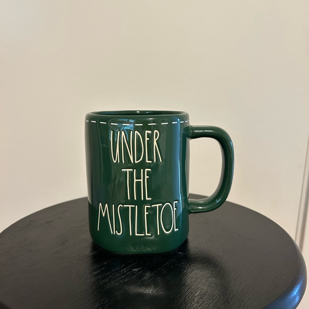Rae Dunn - UNDER THE MISLETOE